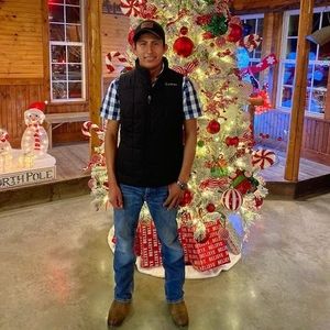 Meet your Posher, Sanchez